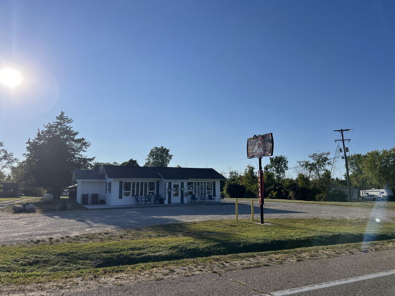 Glen-Wood Motel - Sept 4 2024 (newer photo)